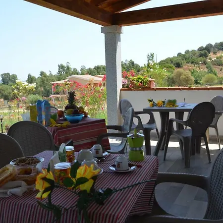 Bed & Breakfast Sardama 3*