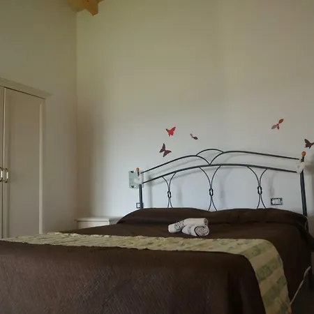 Bed & Breakfast Sardama *