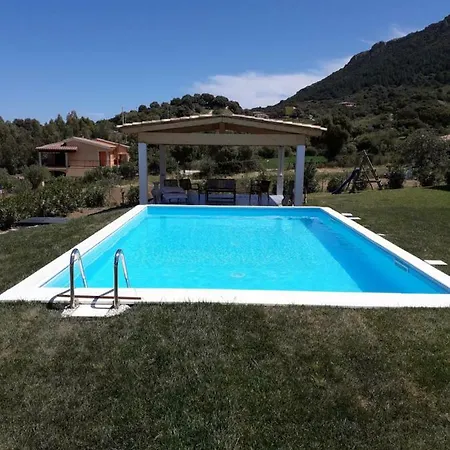Bed & Breakfast Sardama *